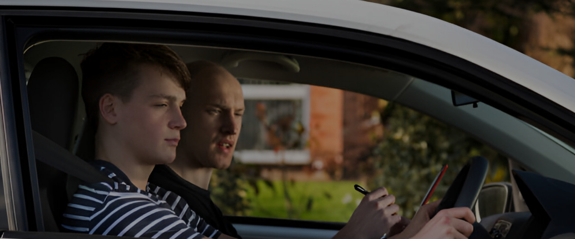 Manual Driving Lessons in Oldham